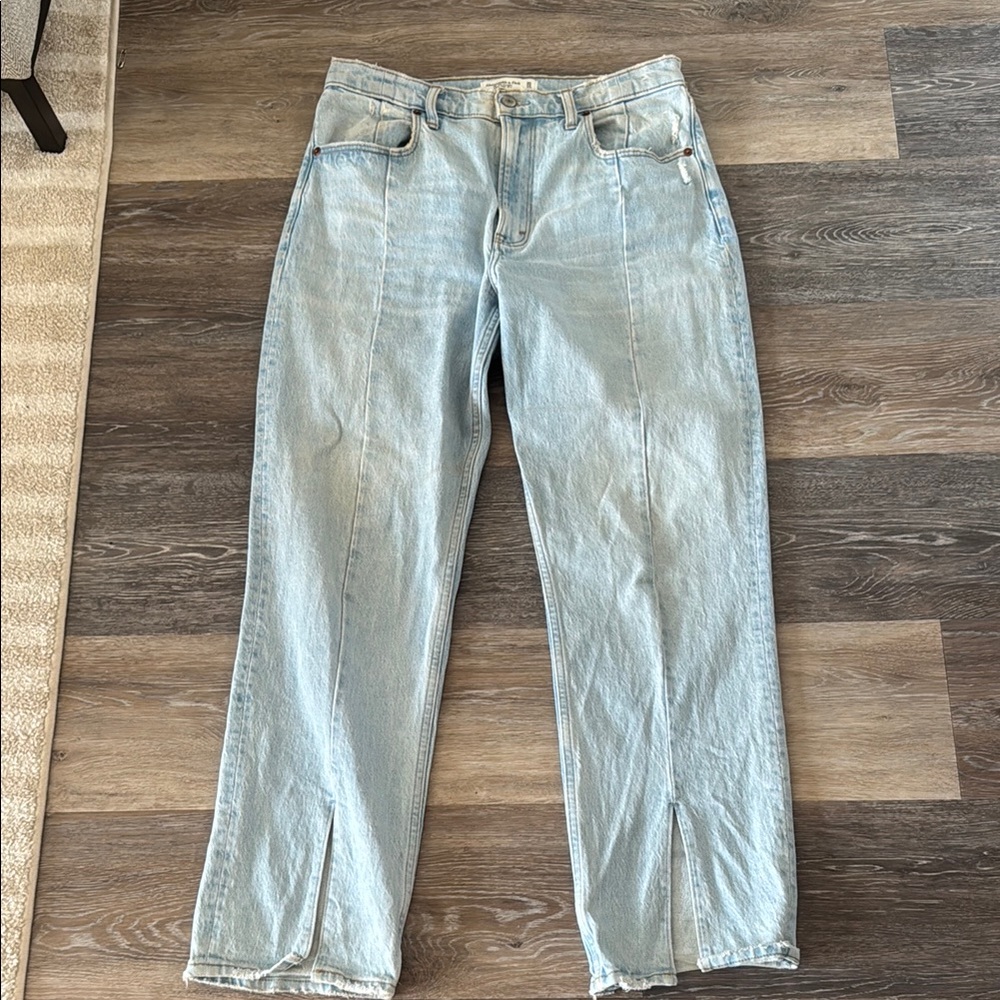 Abercrombie 90s Straight Split Hem Jeans
